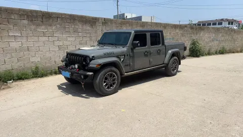 2022 JEEP GLADIATOR,autocango,china used car exporter,china ev exporter,chinese used car exporter,chinese used ev exporter