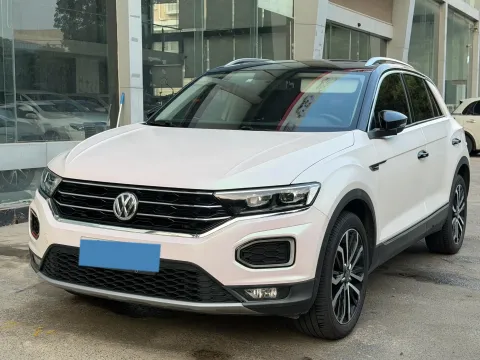 2020 VOLKSWAGEN T-ROC,autocango,china used car exporter,china ev exporter,chinese used car exporter,chinese used ev exporter
