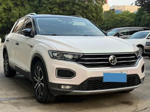 2020 Volkswagen T-Roc 1.4T 150HP L4 7DCT