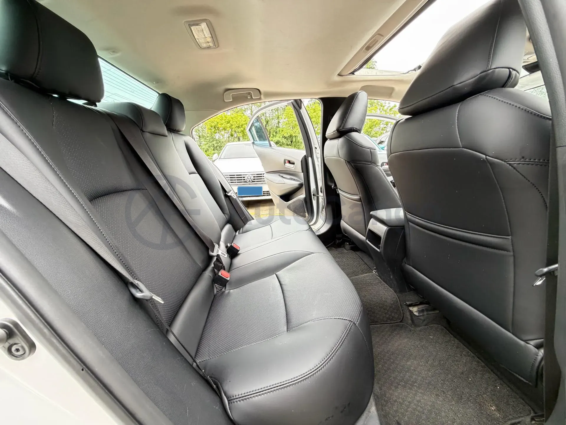 2022 Toyota Corolla 1.2T 116HP L4 CVT,autocango,china used car exporter,china ev exporter,chinese used car exporter,chinese used ev exporter