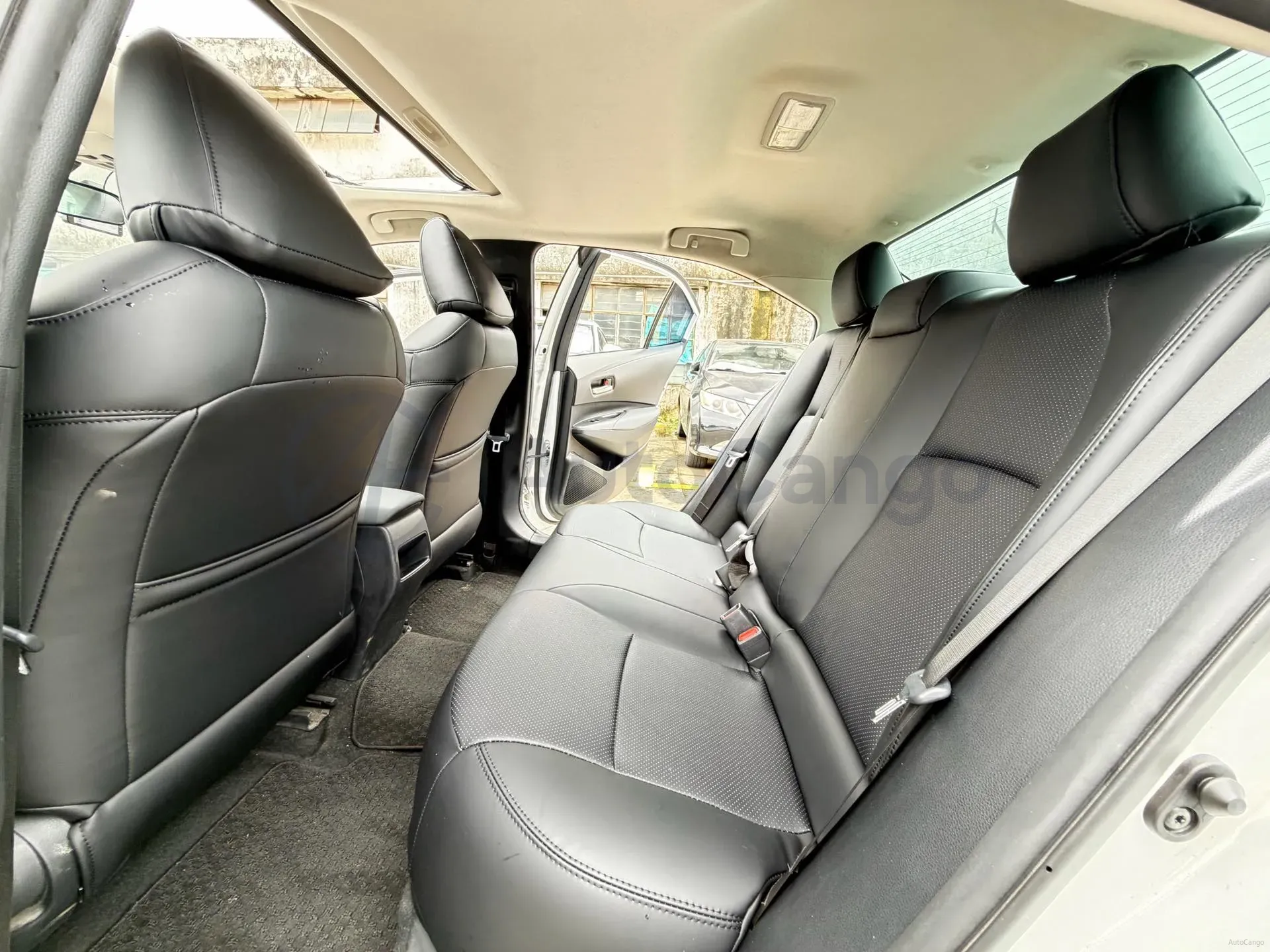 2022 Toyota Corolla 1.2T 116HP L4 CVT,autocango,china used car exporter,china ev exporter,chinese used car exporter,chinese used ev exporter