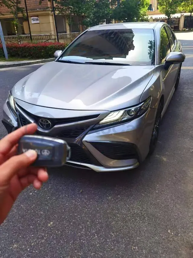 2021 Toyota Camry 2.5L 209HP L4 8AT,autocango,china used car exporter,china ev exporter,chinese used car exporter,chinese used ev exporter