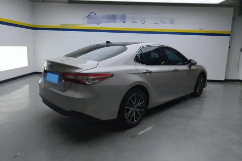 2021 Toyota Camry 2.5L 178HP L4 E-CVT Hybrid