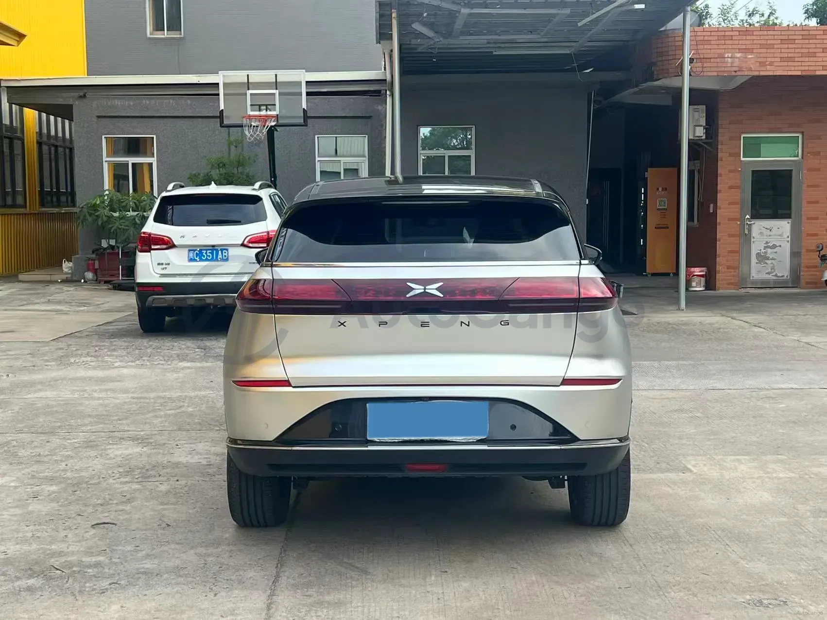 2022 Xpeng G3 BEV 55.9KWH,autocango,china used car exporter,china ev exporter,chinese used car exporter,chinese used ev exporter