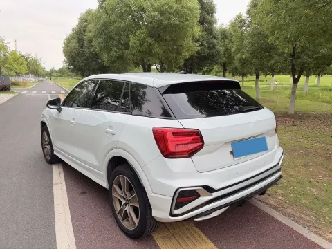 2022 Audi Q2L 1.4T 150HP L4 7DCT