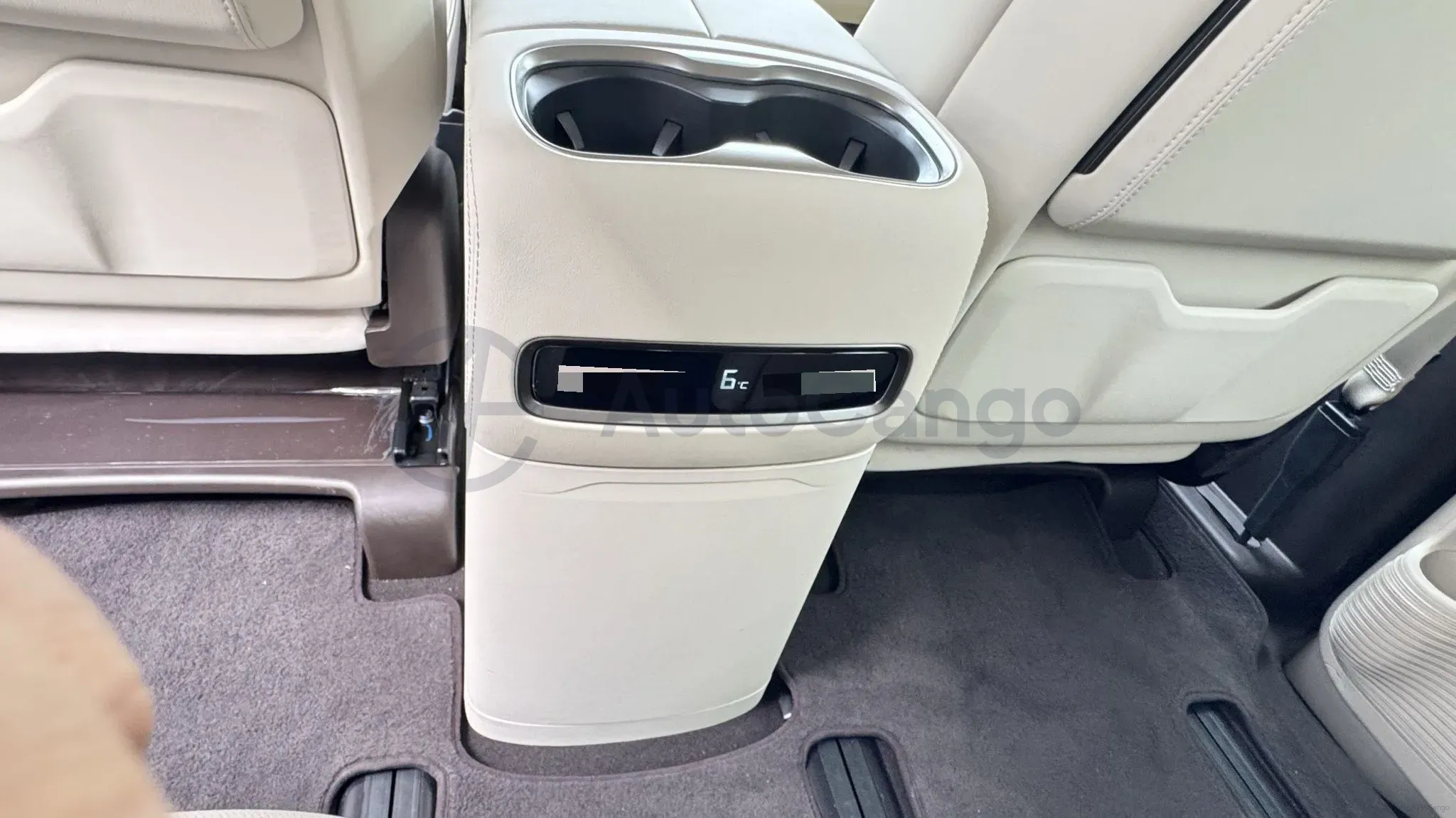 2025 Denza D9 1.5T 156HP L4 E-CVT PHEV 40KWH,autocango,china used car exporter,china ev exporter,chinese used car exporter,chinese used ev exporter