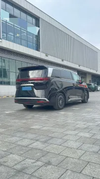 2025 Denza D9 1.5T 156HP L4 E-CVT PHEV 40KWH