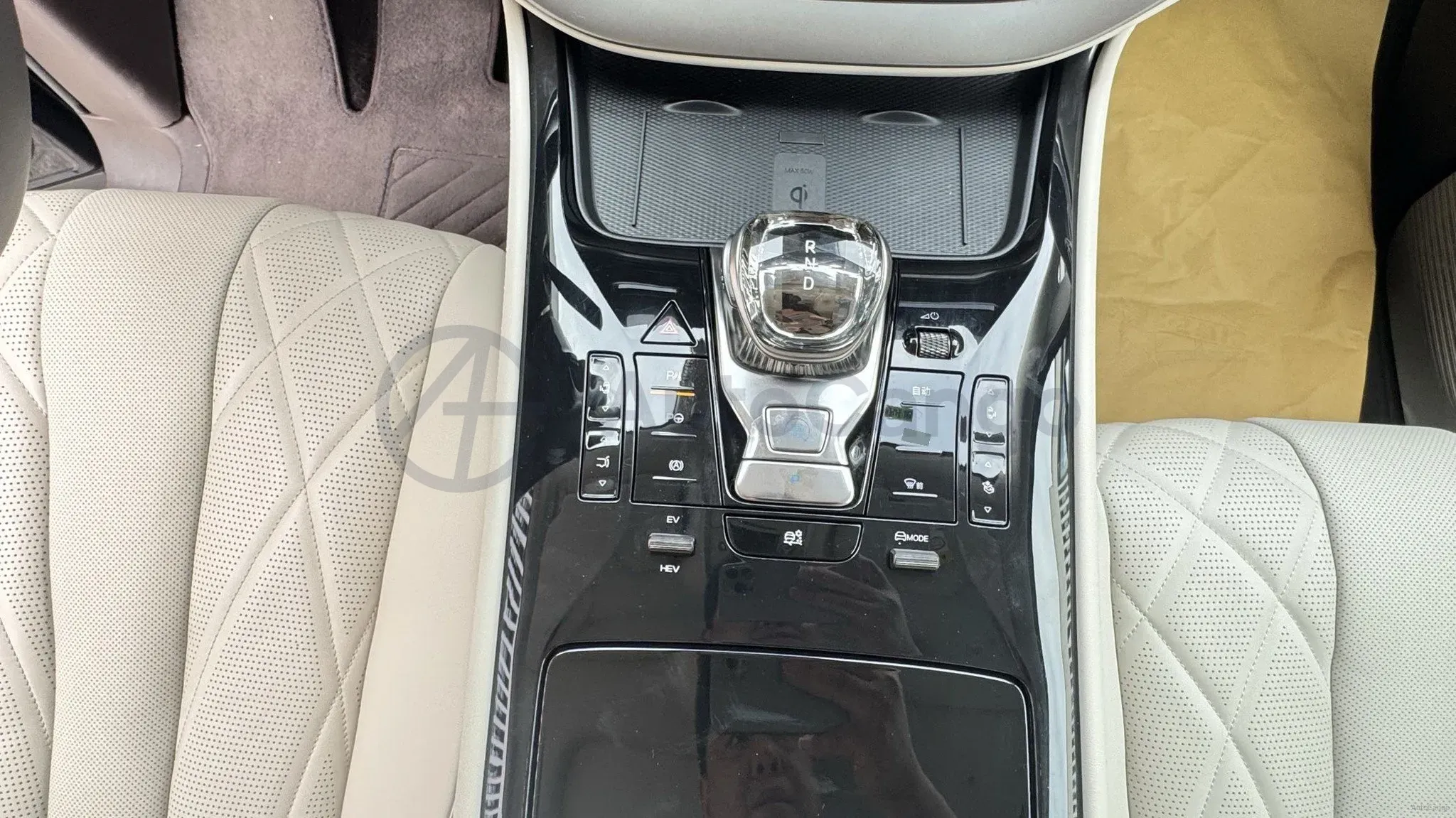 2025 Denza D9 1.5T 156HP L4 E-CVT PHEV 40KWH,autocango,china used car exporter,china ev exporter,chinese used car exporter,chinese used ev exporter