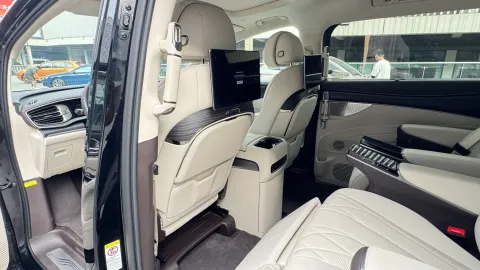 2025 Denza D9 1.5T 156HP L4 E-CVT PHEV 40KWH