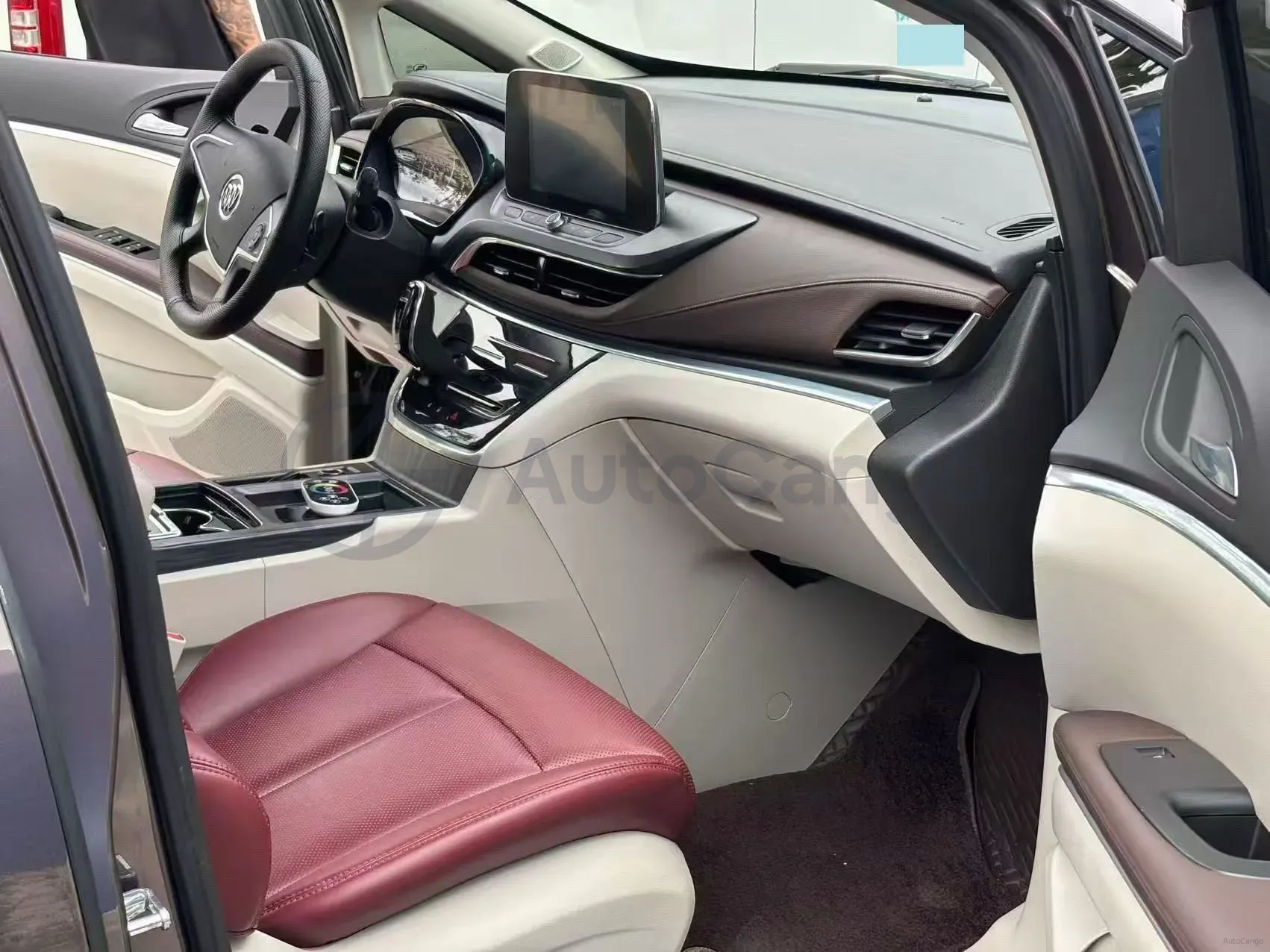 2023 Buick GL8 2.0T 237HP L4 9AT,autocango,china used car exporter,china ev exporter,chinese used car exporter,chinese used ev exporter