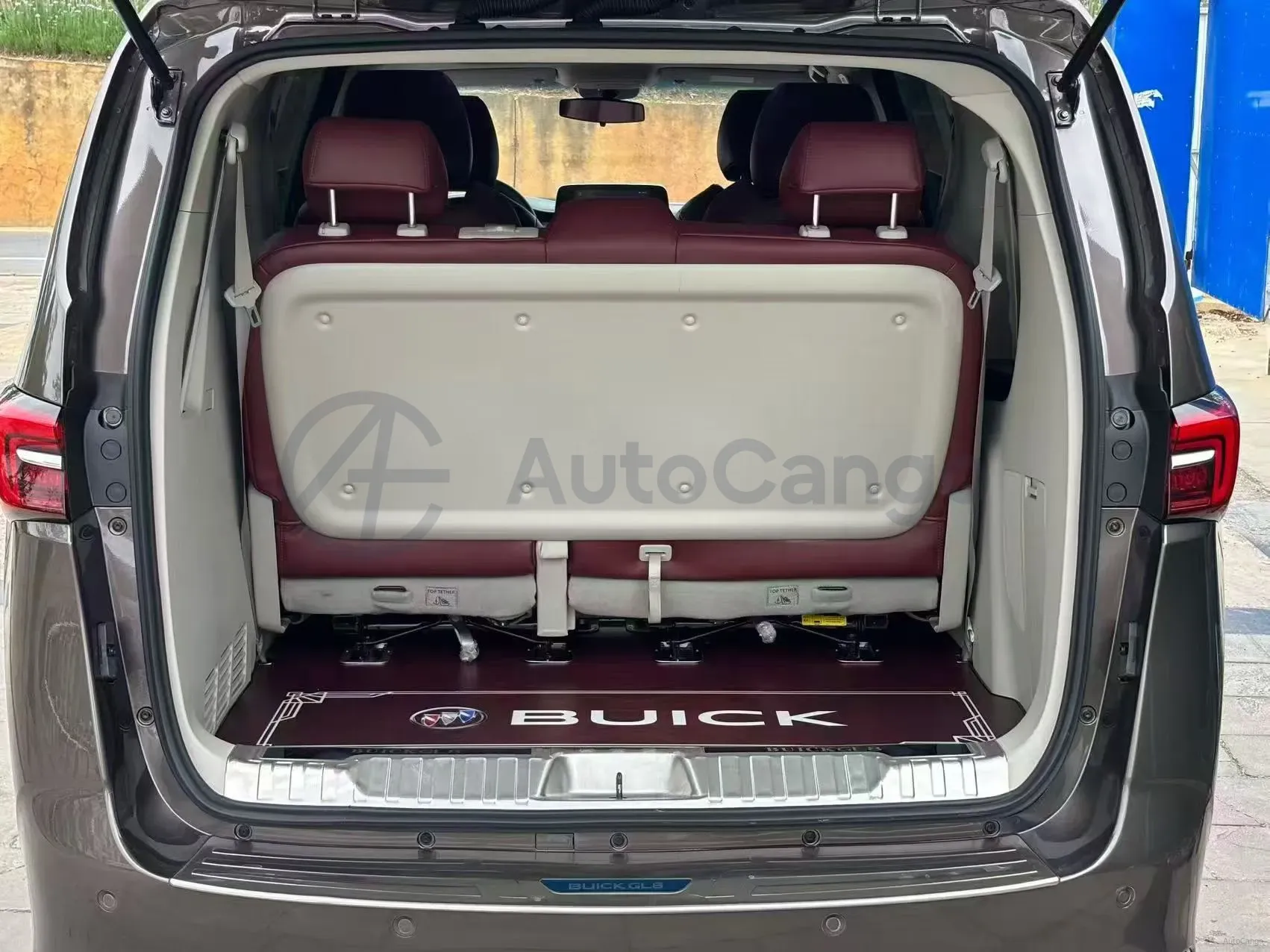2023 Buick GL8 2.0T 237HP L4 9AT,autocango,china used car exporter,china ev exporter,chinese used car exporter,chinese used ev exporter