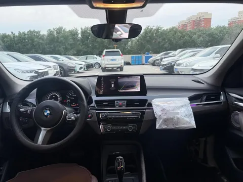 2022 BMW X1 2.0T 192HP L4 7DCT,autocango,china used car exporter,china ev exporter,chinese used car exporter,chinese used ev exporter