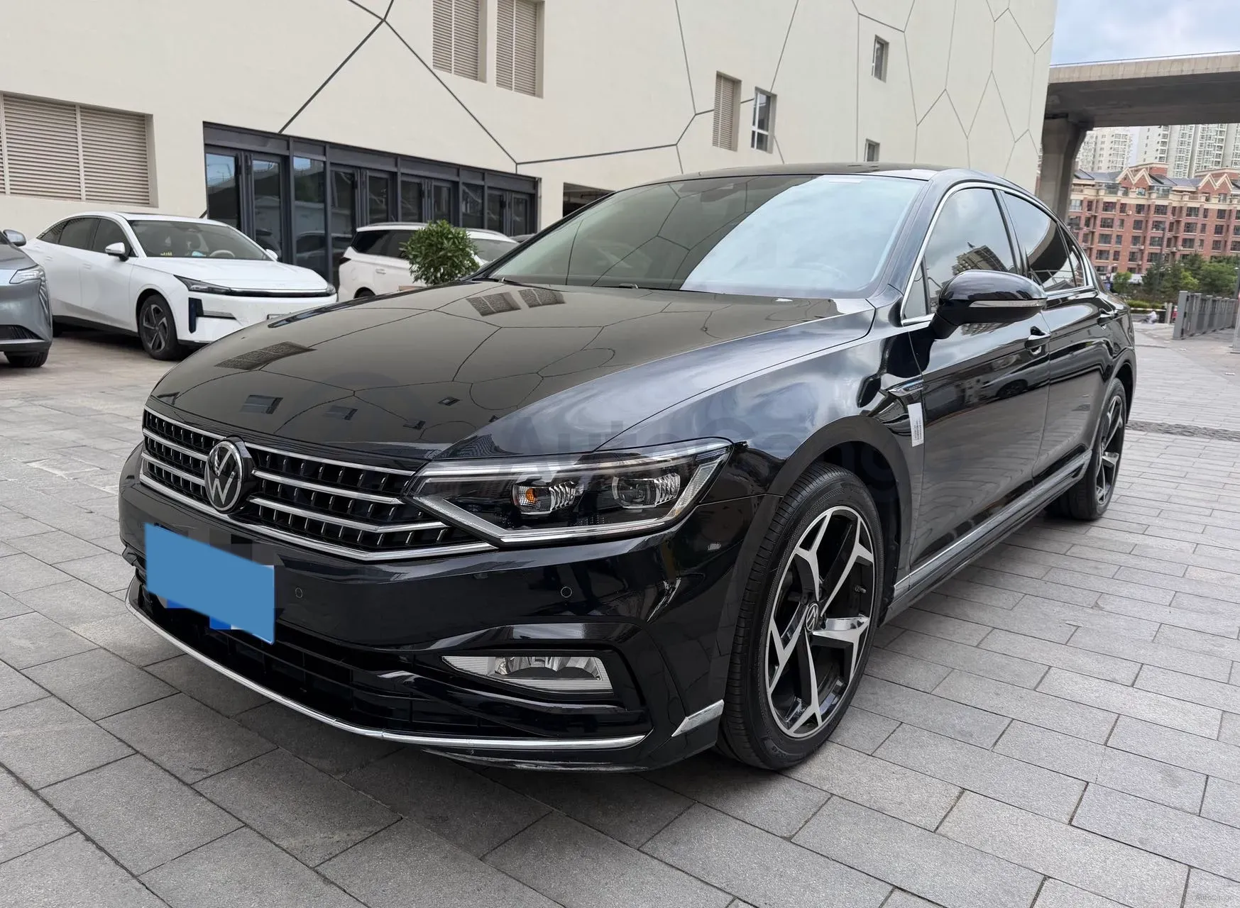 2023 Volkswagen Magotan 2.0T 186HP L4 7DCT,autocango,china used car exporter,china ev exporter,chinese used car exporter,chinese used ev exporter