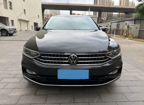 2023 Volkswagen Magotan 2.0T 186HP L4 7DCT