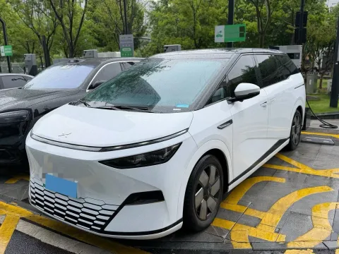 2024 XPENG X9,autocango,china used car exporter,china ev exporter,chinese used car exporter,chinese used ev exporter