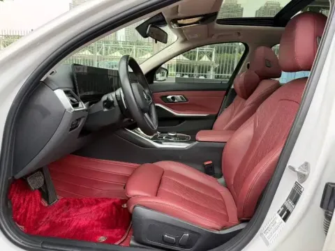 2024 BMW 3 Series 2.0T 184HP L4 8AT
