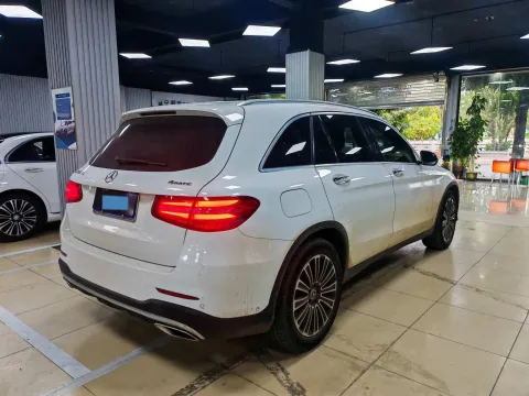 2019 Mercedes-Benz GLC Class 2.0T 211HP L4 9AT