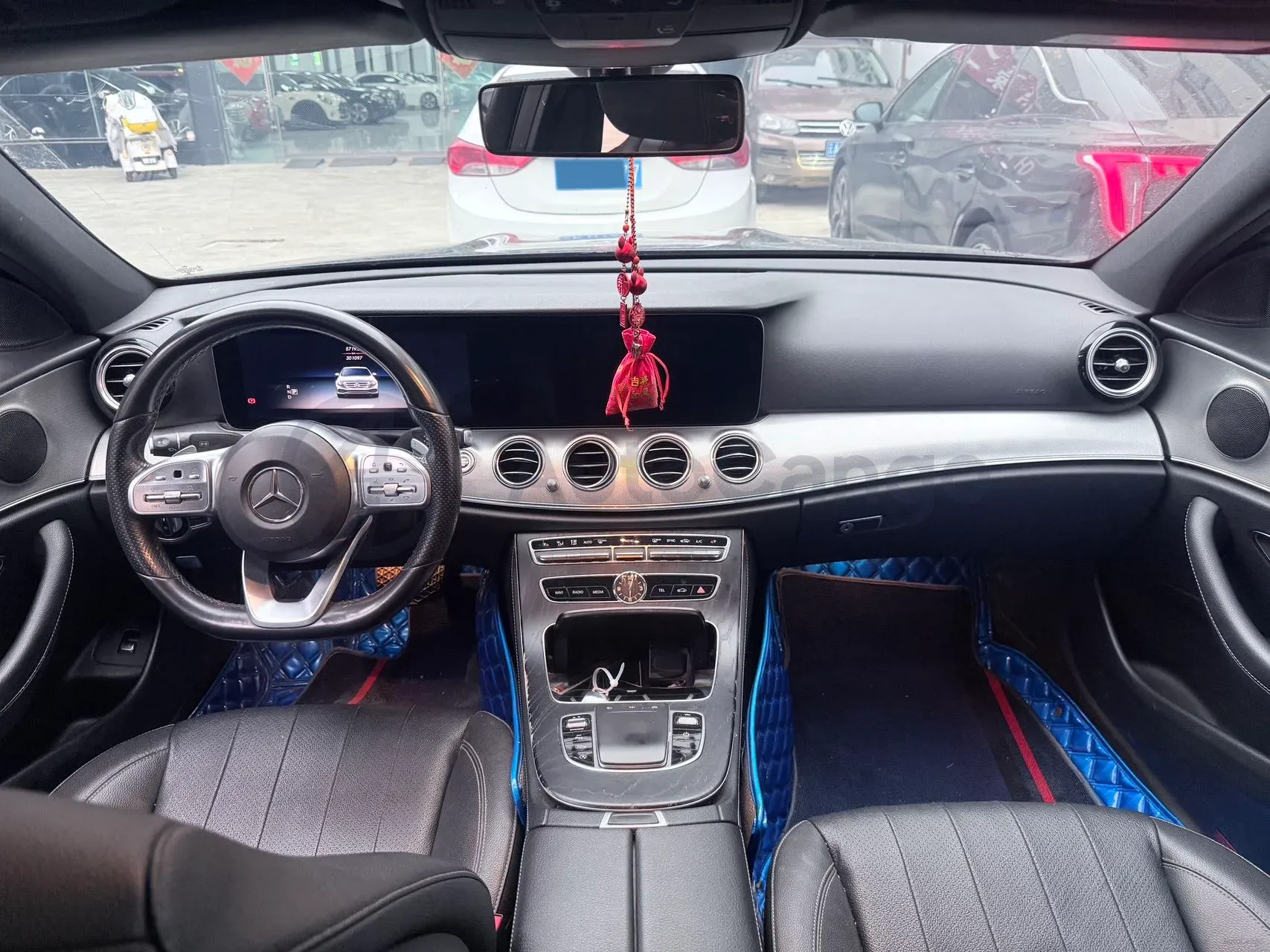 2020 Mercedes-Benz E Class 1.5T 184HP L4 9AT,autocango,china used car exporter,china ev exporter,chinese used car exporter,chinese used ev exporter