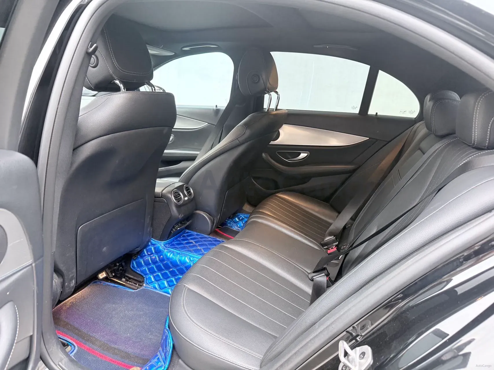 2020 Mercedes-Benz E Class 1.5T 184HP L4 9AT,autocango,china used car exporter,china ev exporter,chinese used car exporter,chinese used ev exporter