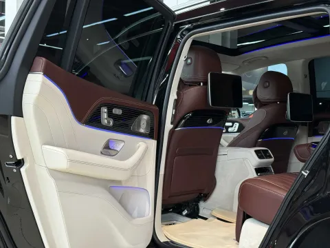 2025 Mercedes-Benz Maybach GLS 3.0T 381HP L6 9AT