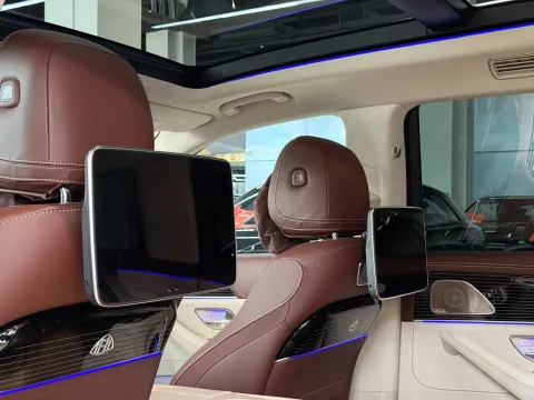 2025 Mercedes-Benz Maybach GLS 3.0T 381HP L6 9AT
