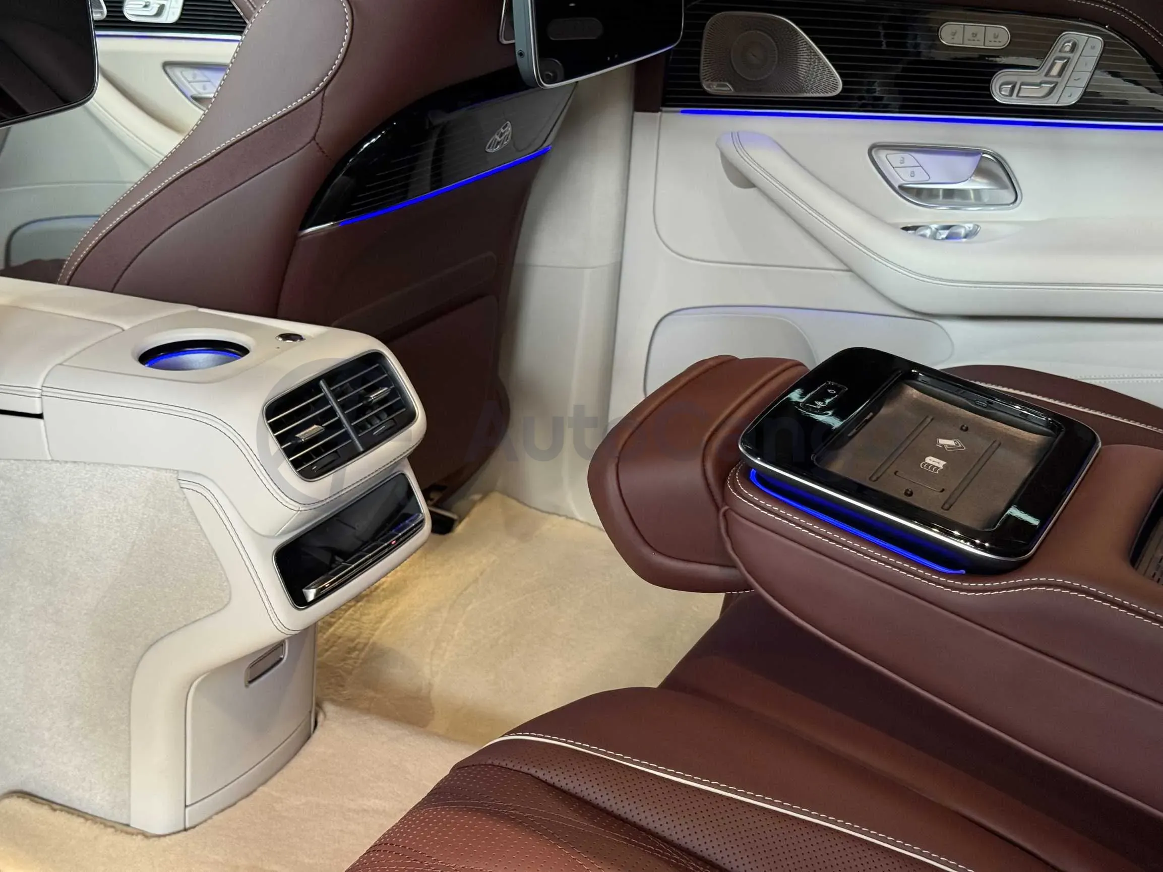 2025 Mercedes-Benz Maybach GLS 3.0T 381HP L6 9AT,autocango,china used car exporter,china ev exporter,chinese used car exporter,chinese used ev exporter