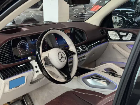 2025 Mercedes-Benz Maybach GLS 3.0T 381HP L6 9AT