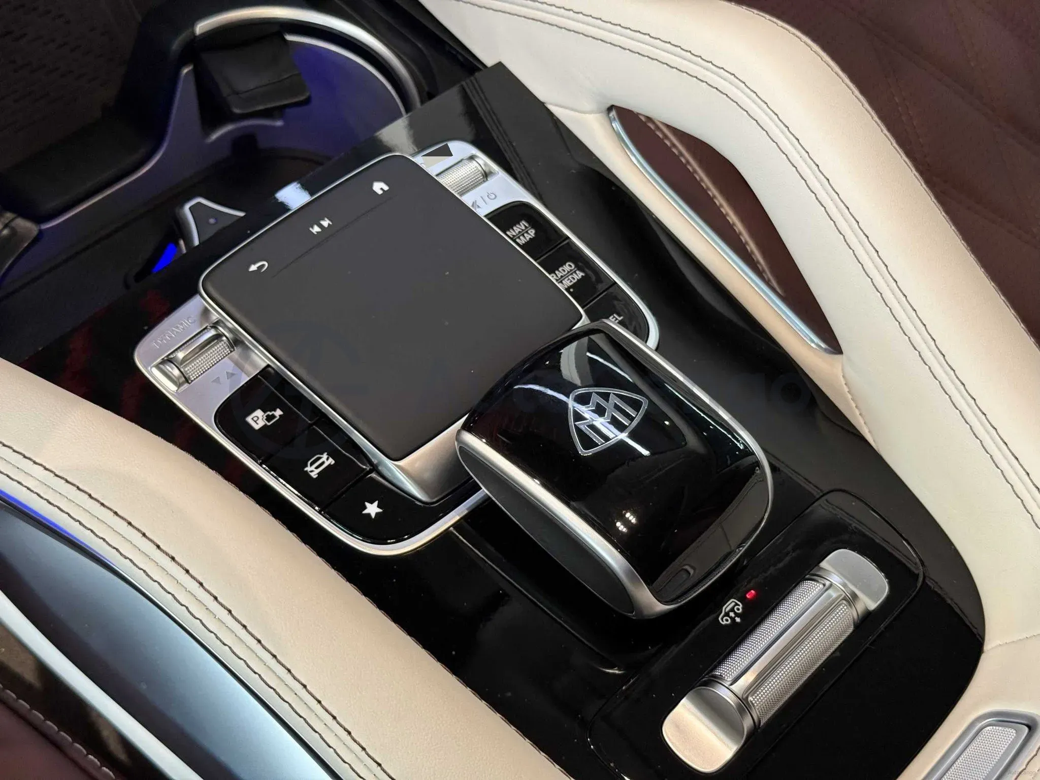 2025 Mercedes-Benz Maybach GLS 3.0T 381HP L6 9AT,autocango,china used car exporter,china ev exporter,chinese used car exporter,chinese used ev exporter
