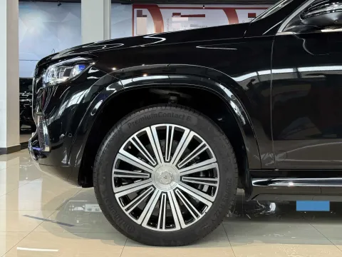 2025 Mercedes-Benz Maybach GLS 3.0T 381HP L6 9AT