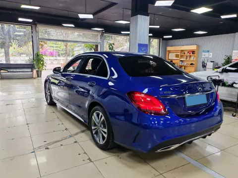 2019 Honda Odyssey 2.0L 146HP L4 E-CVT Hybrid