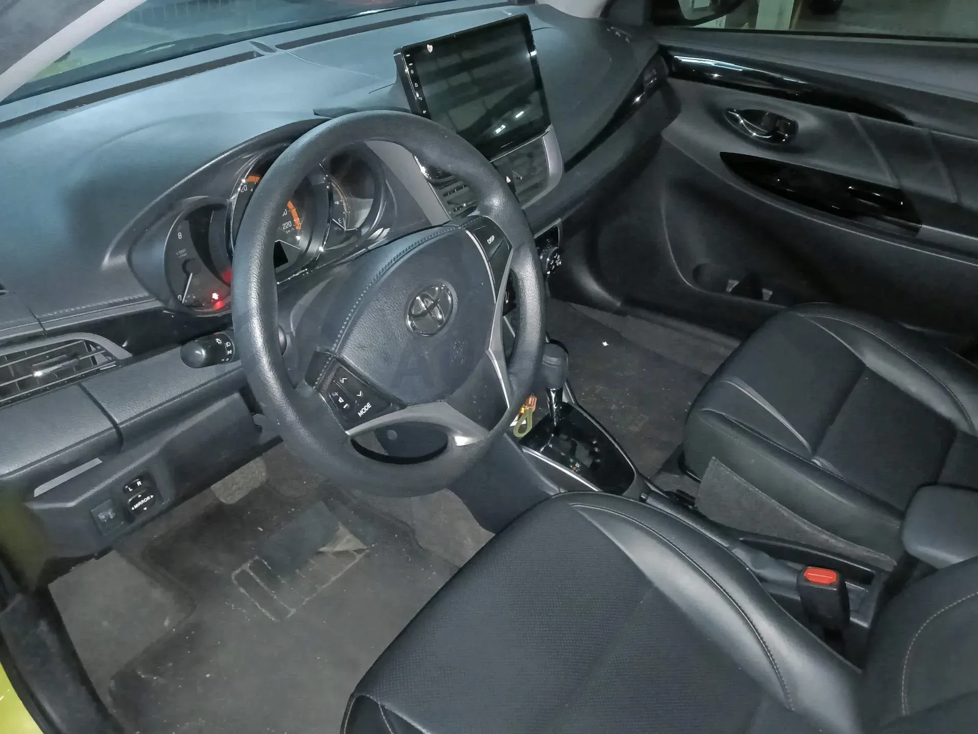 2022 Toyota Yaris L 1.5L 112HP L4 CVT,autocango,china used car exporter,china ev exporter,chinese used car exporter,chinese used ev exporter