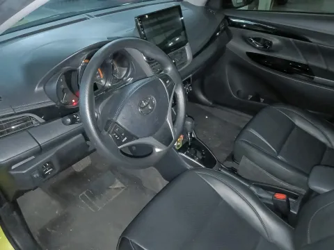 2022 Toyota Yaris L 1.5L 112HP L4 CVT