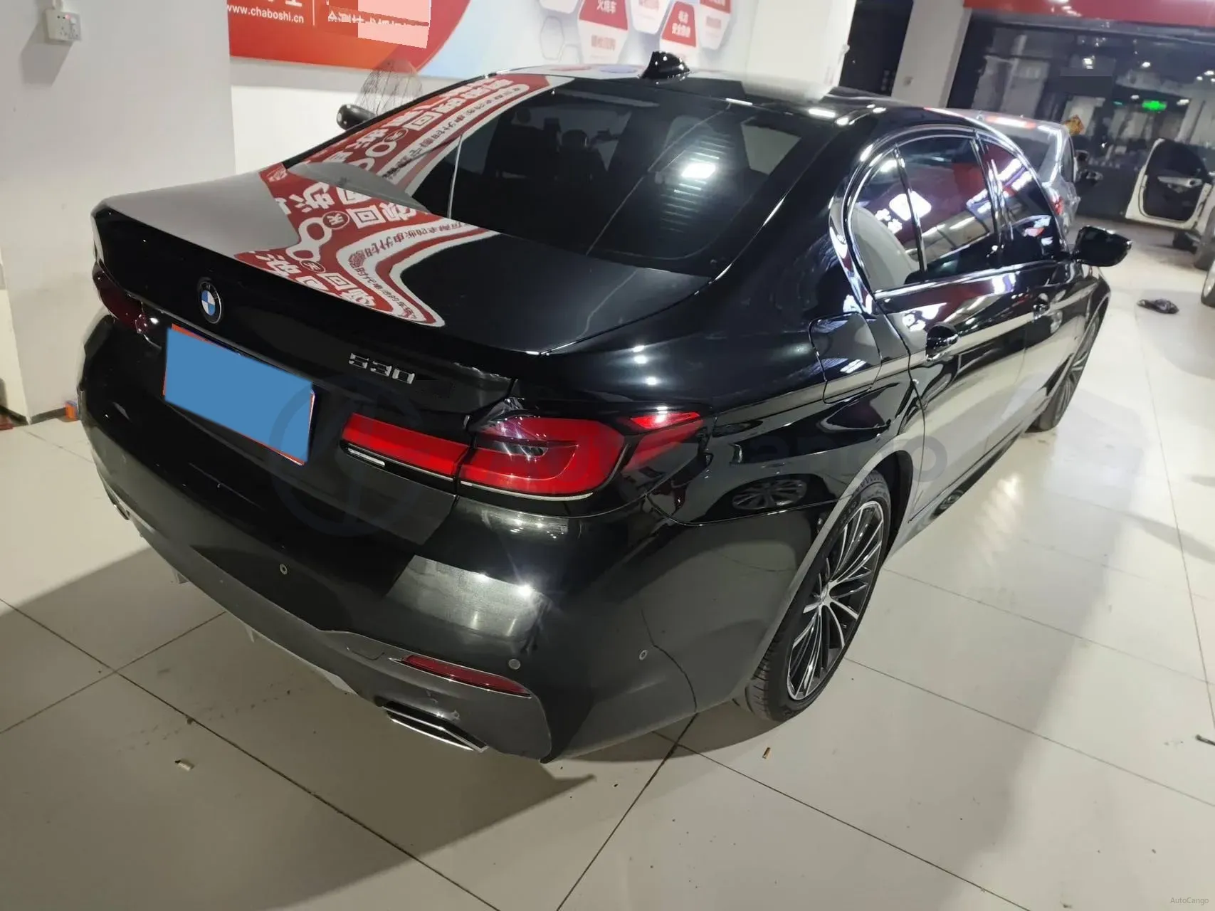2022 BMW 5 Series 2.0T 252HP L4 8AT,autocango,china used car exporter,china ev exporter,chinese used car exporter,chinese used ev exporter