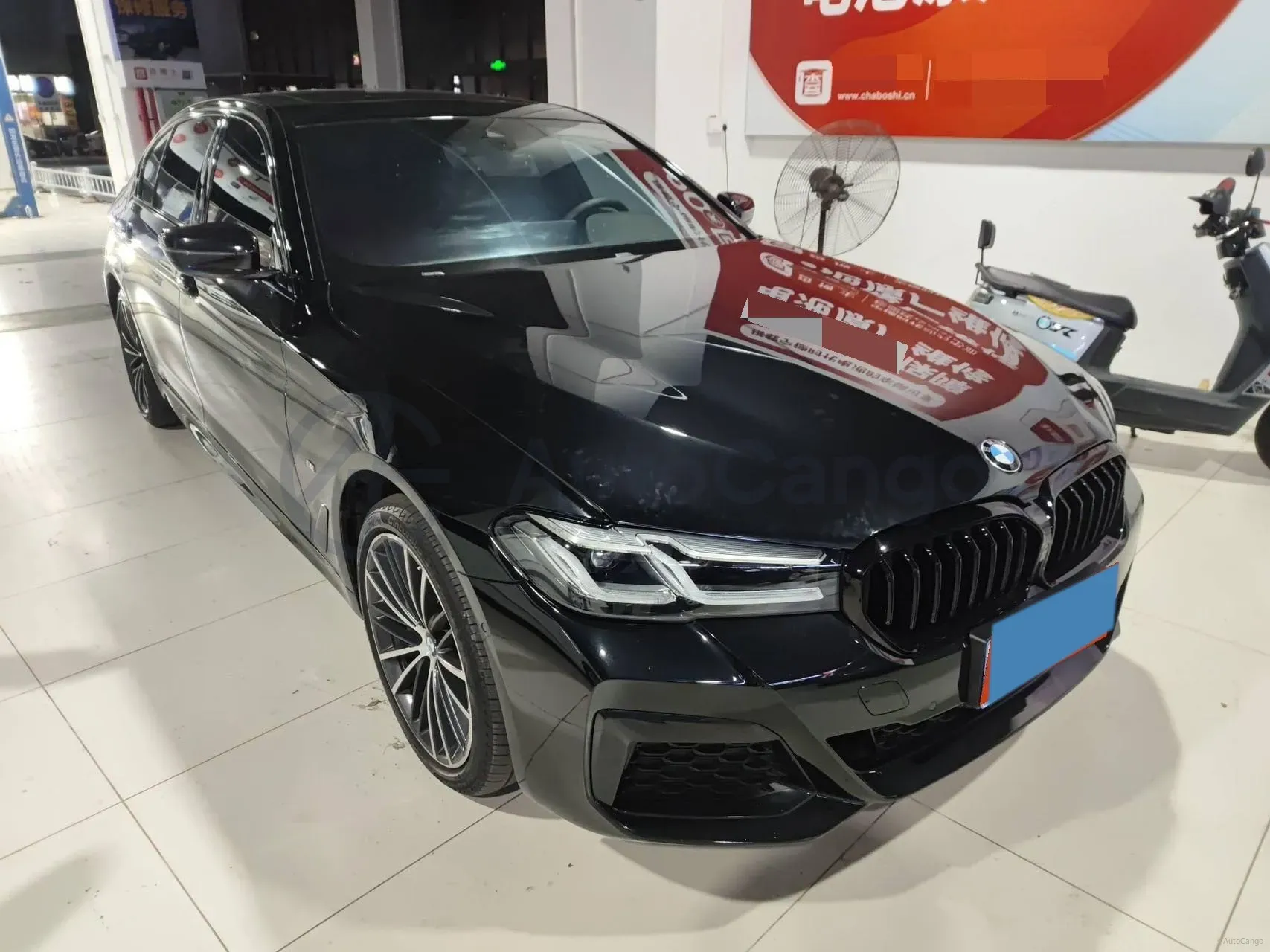 2022 BMW 5 Series 2.0T 252HP L4 8AT,autocango,china used car exporter,china ev exporter,chinese used car exporter,chinese used ev exporter