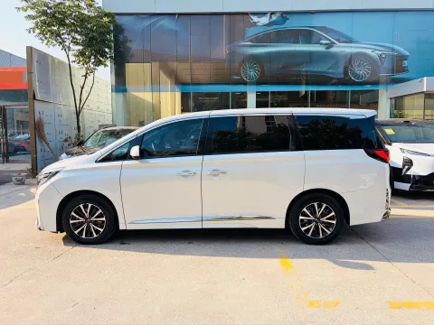 2023 GAC Trumpchi M8 2.0T 252HP L4 8AT,autocango,china used car exporter,china ev exporter,chinese used car exporter,chinese used ev exporter