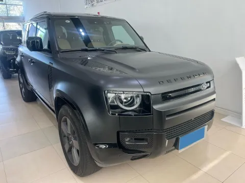 2025 Land Rover Defender 3.0T 400HP L6 8AT