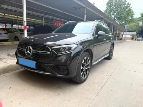 2024 MERCEDES-BENZ GLC CLASS,autocango,china used car exporter,china ev exporter,chinese used car exporter,chinese used ev exporter