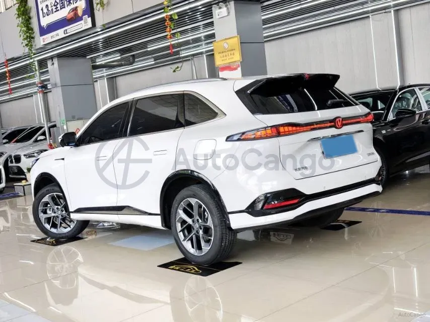 2025 ChangAn CS75 Plus 1.5T 192HP L4 8AT,autocango,china used car exporter,china ev exporter,chinese used car exporter,chinese used ev exporter