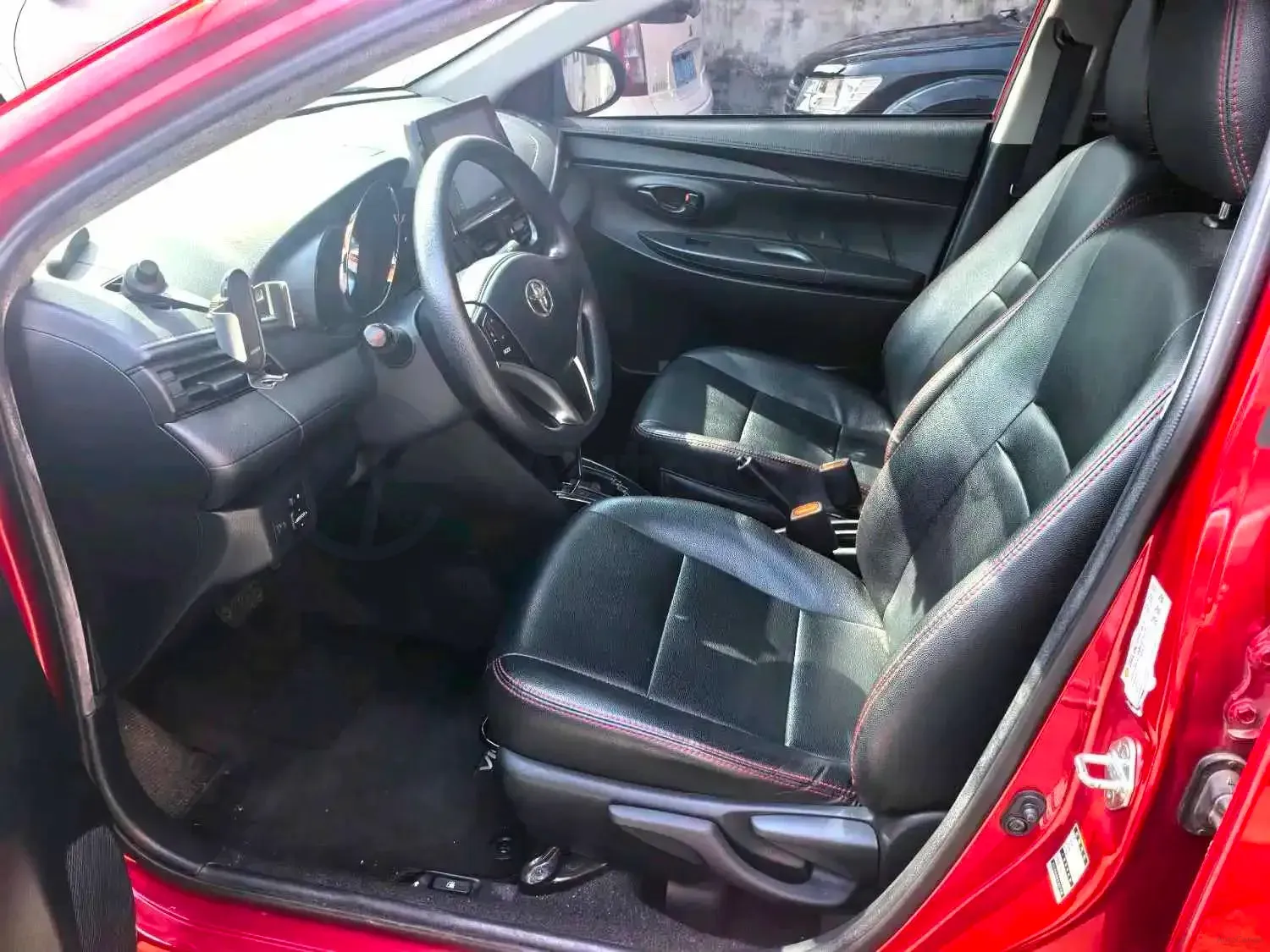 2022 Toyota Vios 1.5L 112HP L4 CVT,autocango,china used car exporter,china ev exporter,chinese used car exporter,chinese used ev exporter