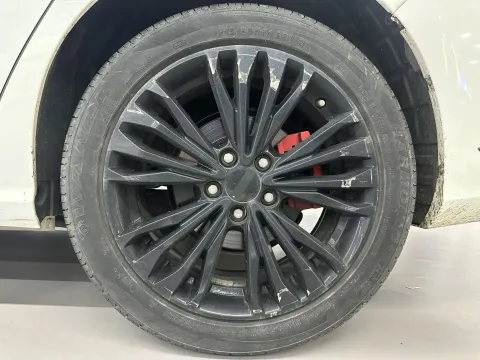 2021 DongFeng Aeolus YiXuan MAX 1.5T 190HP L4 7DCT