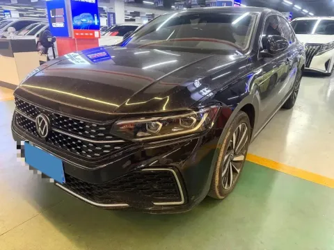 2022 XPENG P7,autocango,china used car exporter,china ev exporter,chinese used car exporter,chinese used ev exporter