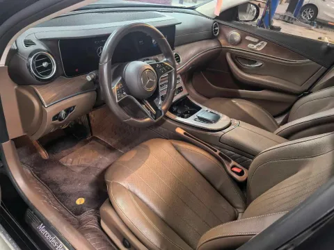 2022 Mercedes-Benz GLC Class 2.0T 258HP L4 9AT