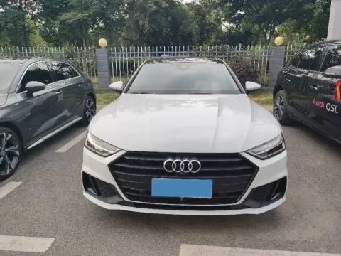2023 Audi A7 2.0T 265HP L4 7DCT,autocango,china used car exporter,china ev exporter,chinese used car exporter,chinese used ev exporter
