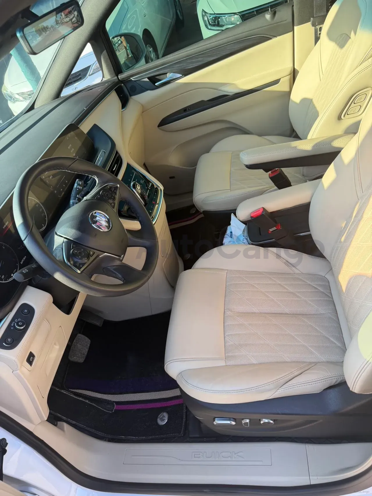 2022 Buick GL8 2.0T 237HP L4 9AT,autocango,china used car exporter,china ev exporter,chinese used car exporter,chinese used ev exporter