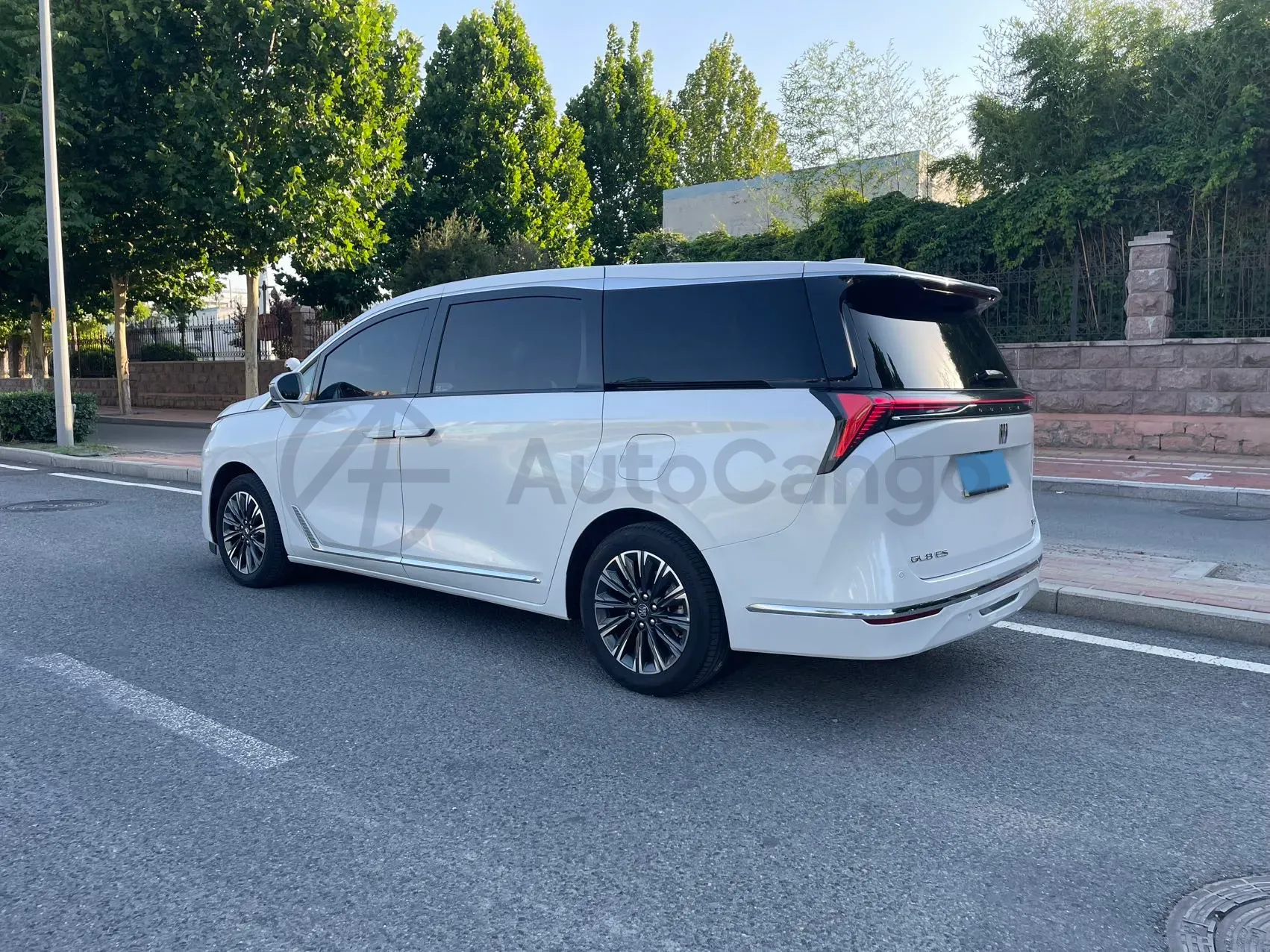 2025 Buick GL8 2.0T 237HP L4 9AT,autocango,china used car exporter,china ev exporter,chinese used car exporter,chinese used ev exporter