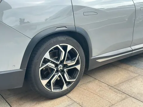 2018 NIO ES8 BEV 70KWH