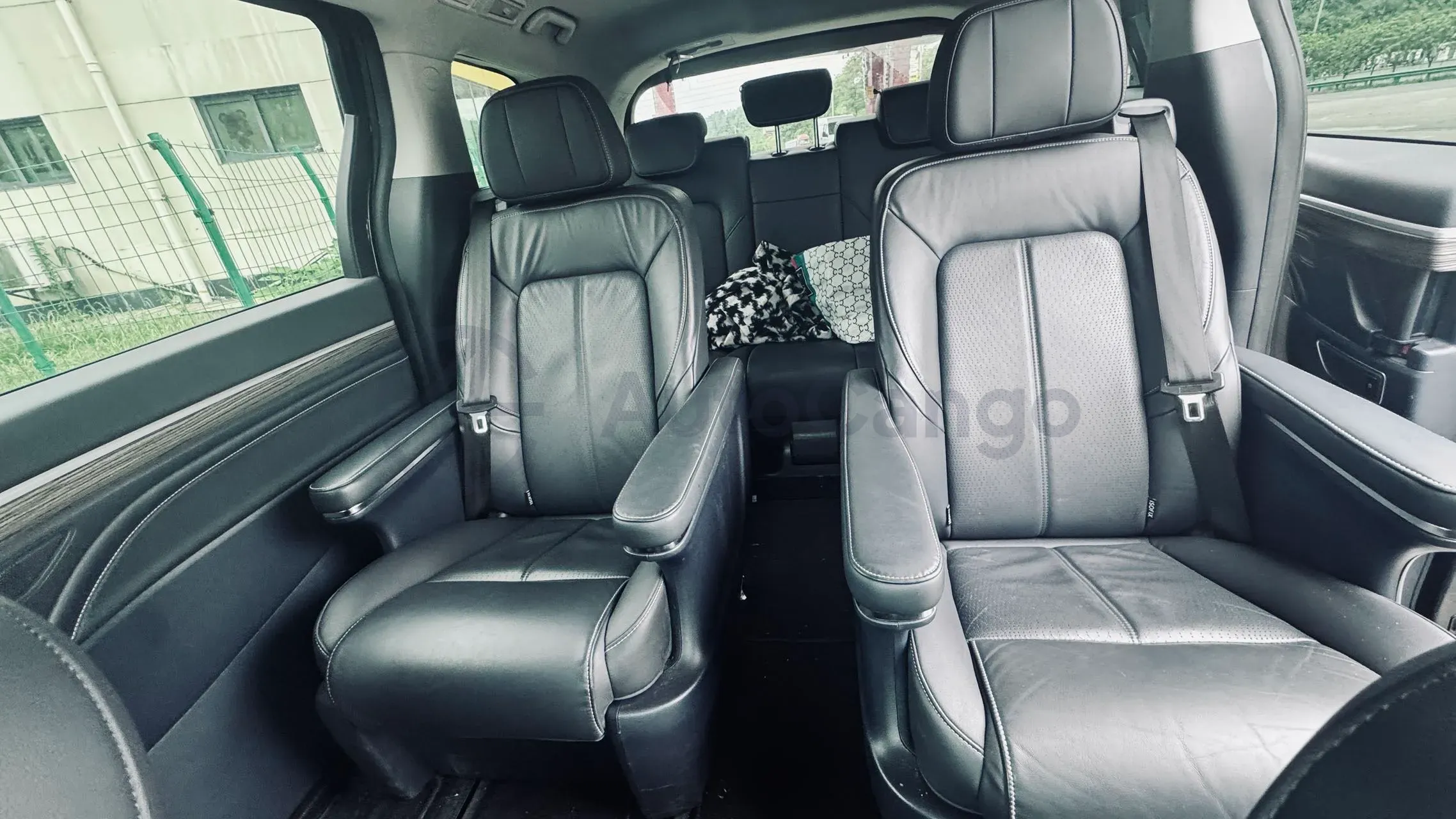 2024 GAC Trumpchi M8 2.0T 252HP L4 8AT,autocango,china used car exporter,china ev exporter,chinese used car exporter,chinese used ev exporter