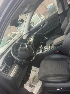 2019 HongQi HS5 2.0T 224HP L4 6AT