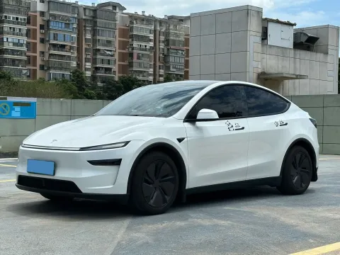 2025 TESLA MODEL Y,autocango,china used car exporter,china ev exporter,chinese used car exporter,chinese used ev exporter