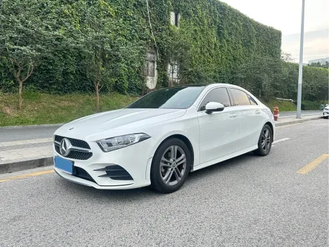2021 MERCEDES-BENZ A CLASS,autocango,china used car exporter,china ev exporter,chinese used car exporter,chinese used ev exporter